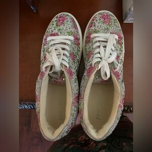 Betsy Johnson size 11